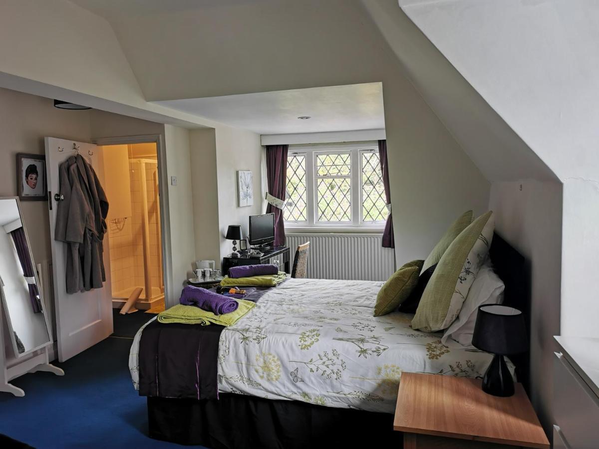 Peaceful Retreat Hideaway Surrey Leilighet Esher Eksteriør bilde